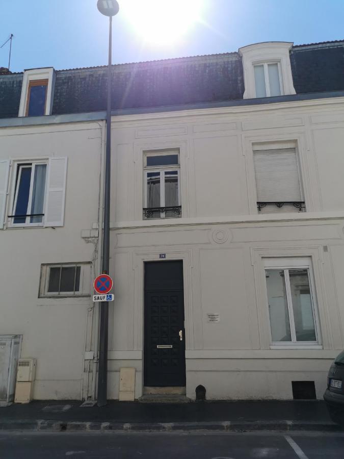 Suite des capucins Reims Extérieur photo